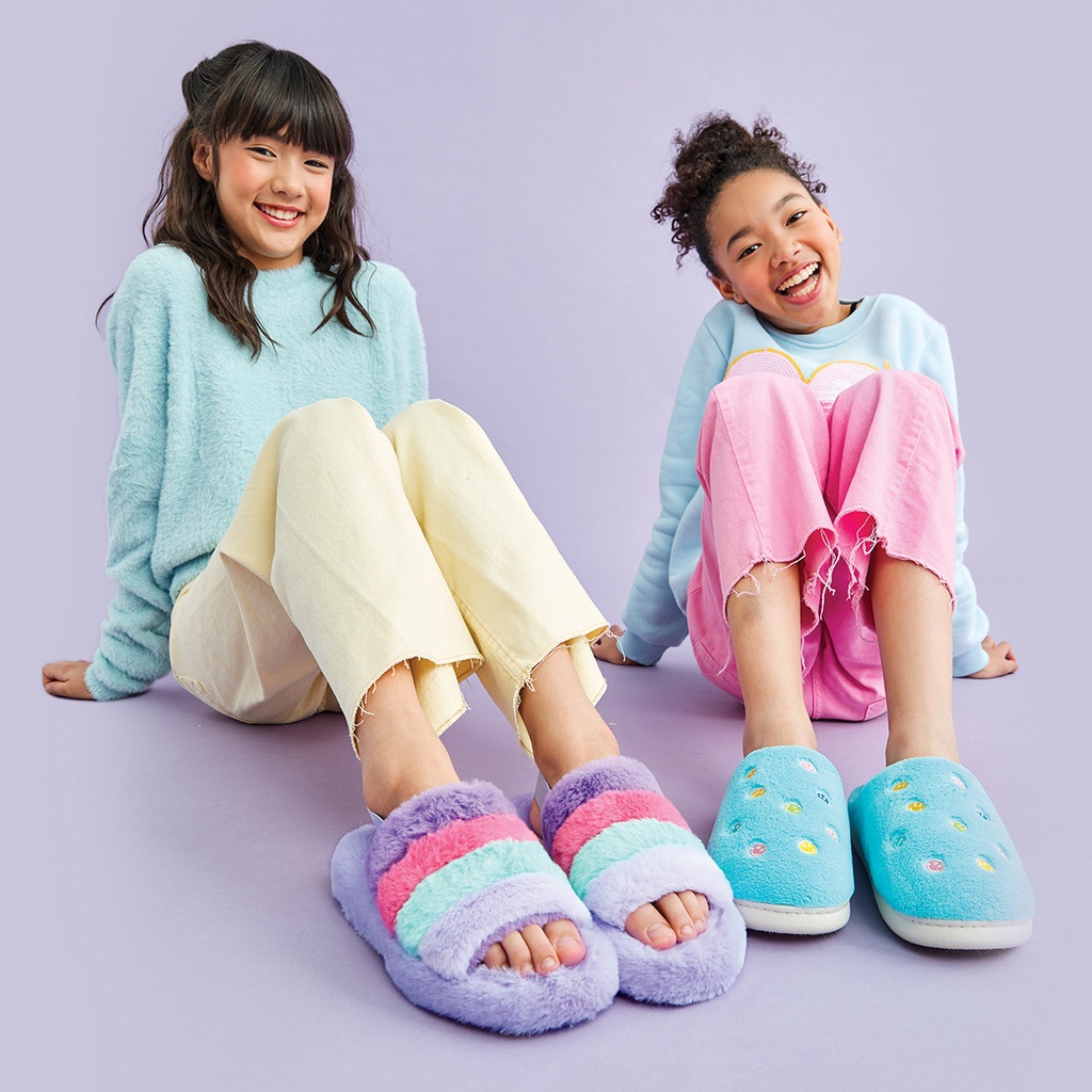 Pink and blue slippers new arrivals